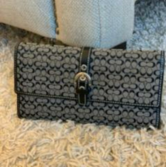 Coach | Wallet - Picture 2 of 8